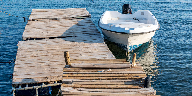 How to Tell if You Need Boat Dock Repair